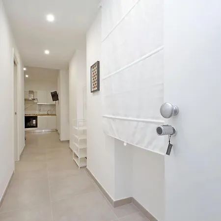 Apartment Ych- Bagnera