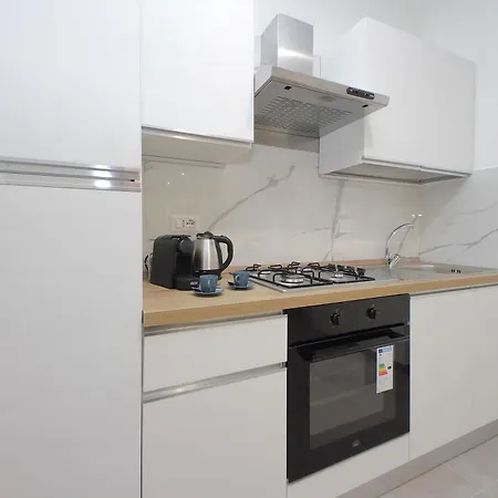 Apartment Ych- Bagnera