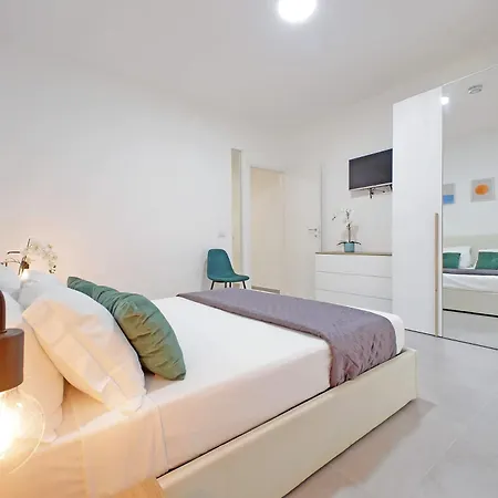 Ych- Bagnera 아파트